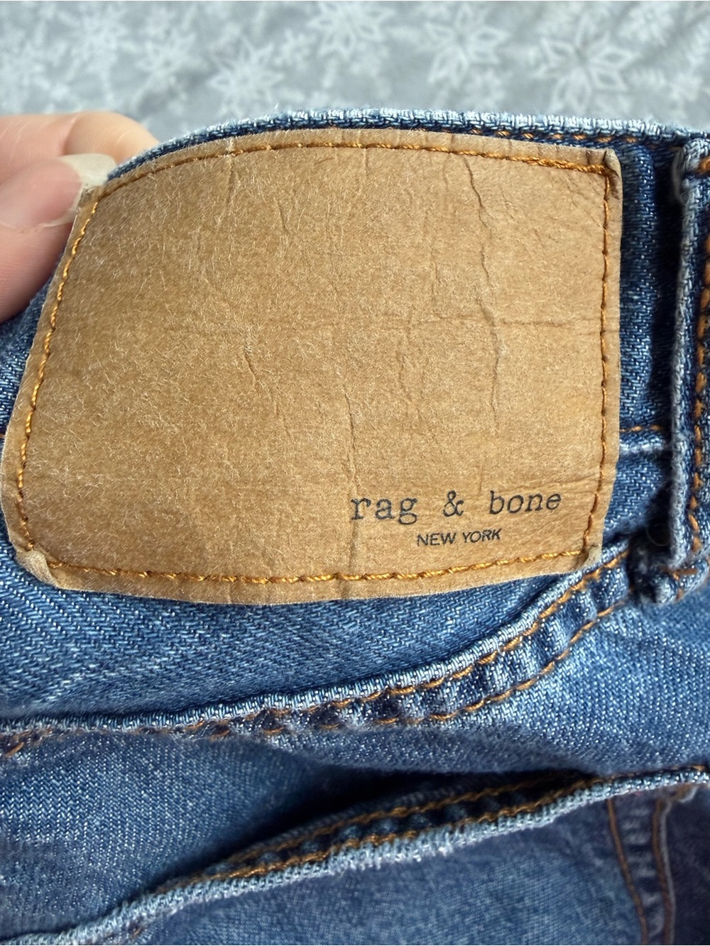 RAG & BONE Logan Mid-Rise Wide Leg Jeans Women’s 33 Featherweight Blue Baggy - Picture 7 of 16
